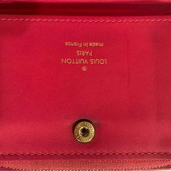 Louis Vuitton New Wave Compact Wallet - Picture 14 of 16